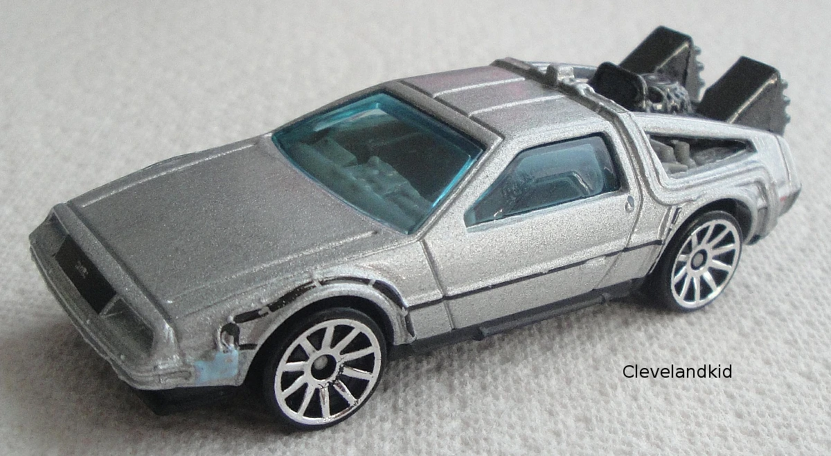 Hot Wheels Back to the Future Time Machine