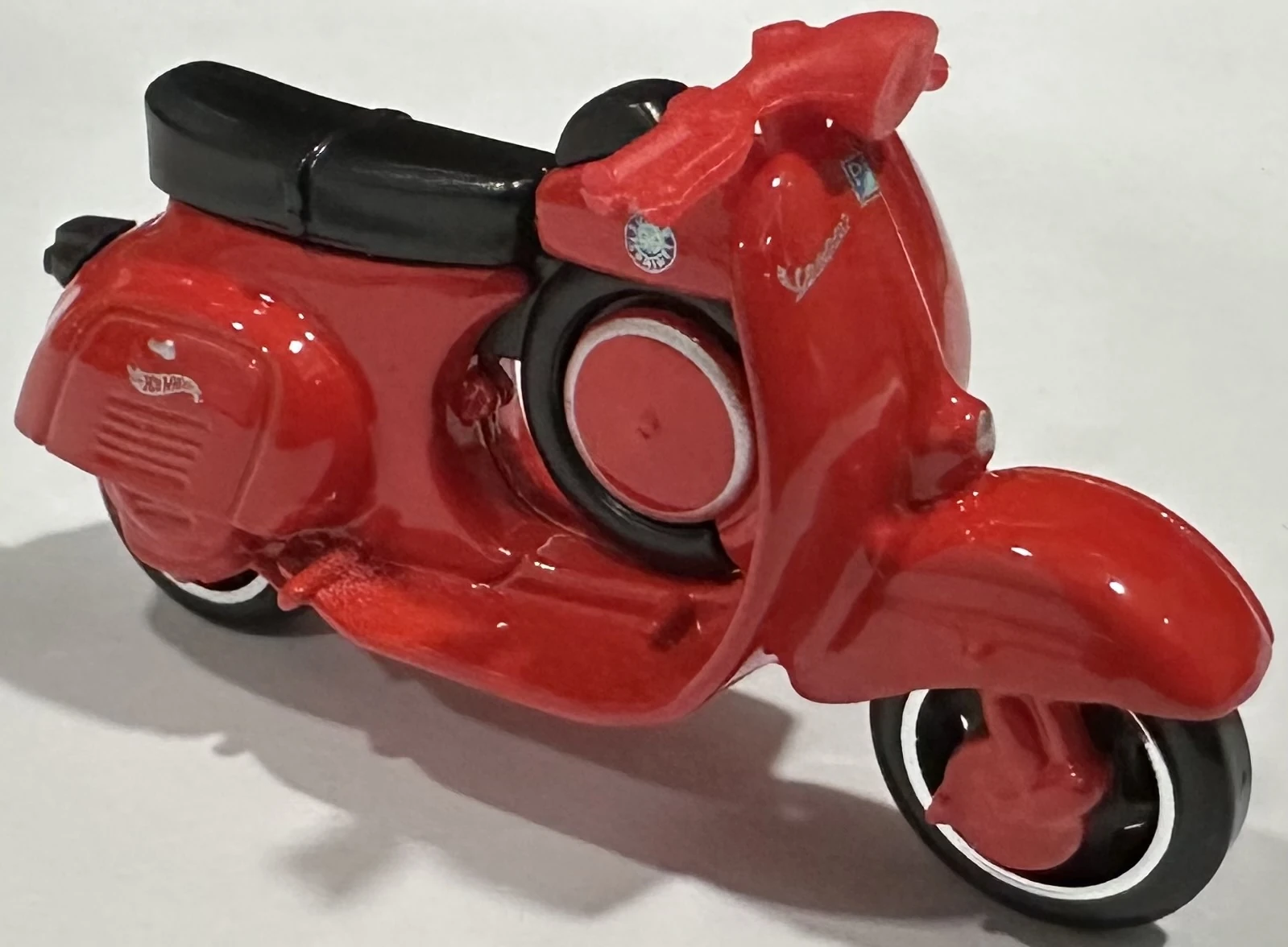 Hot Wheels Vespa
