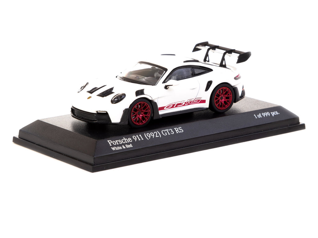 Tarmac Works Porsche 911 (992) GT3 RS
